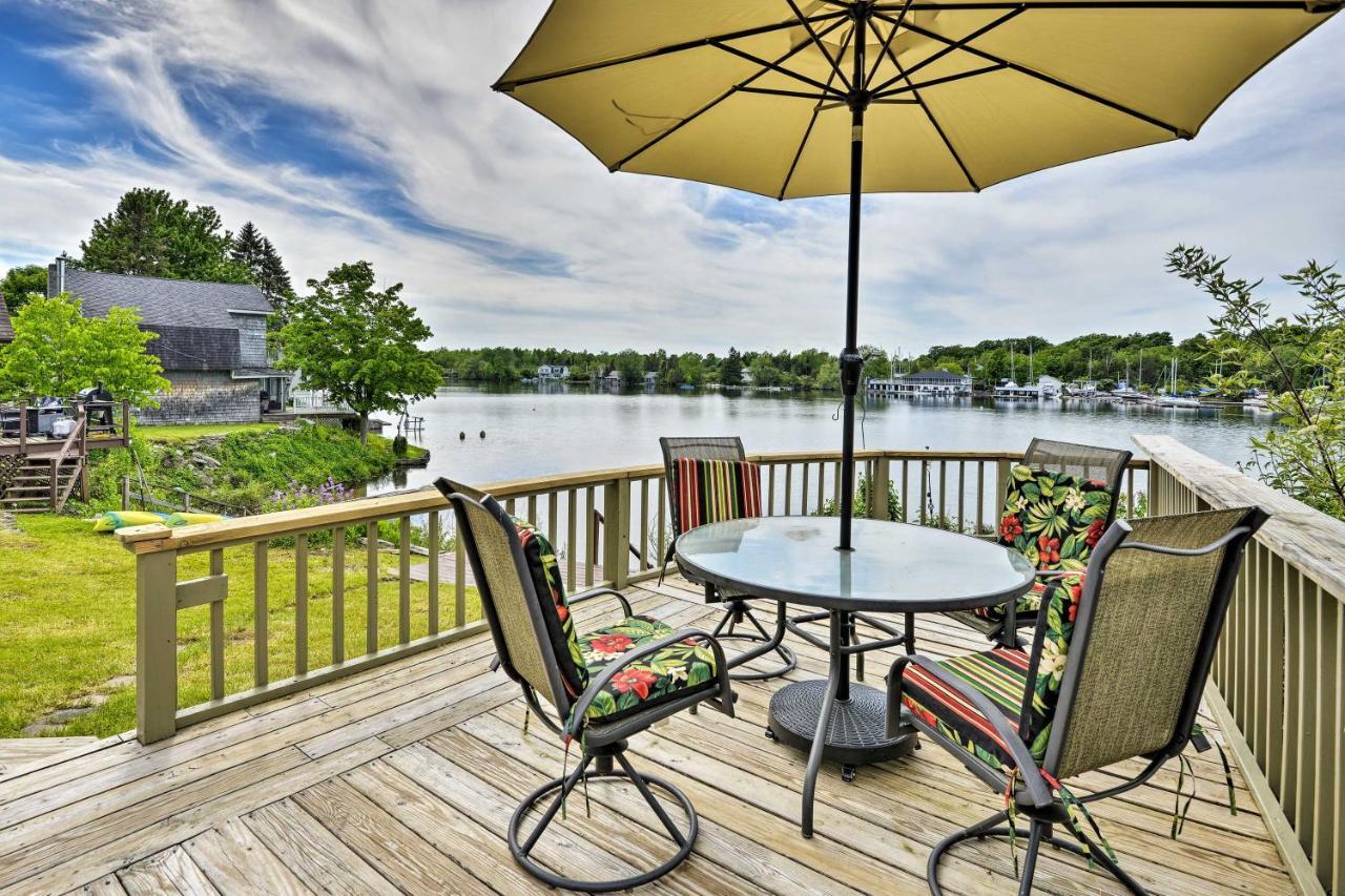 Family Cottage On Chaumont Bay, Walk To Downtown 外观 照片