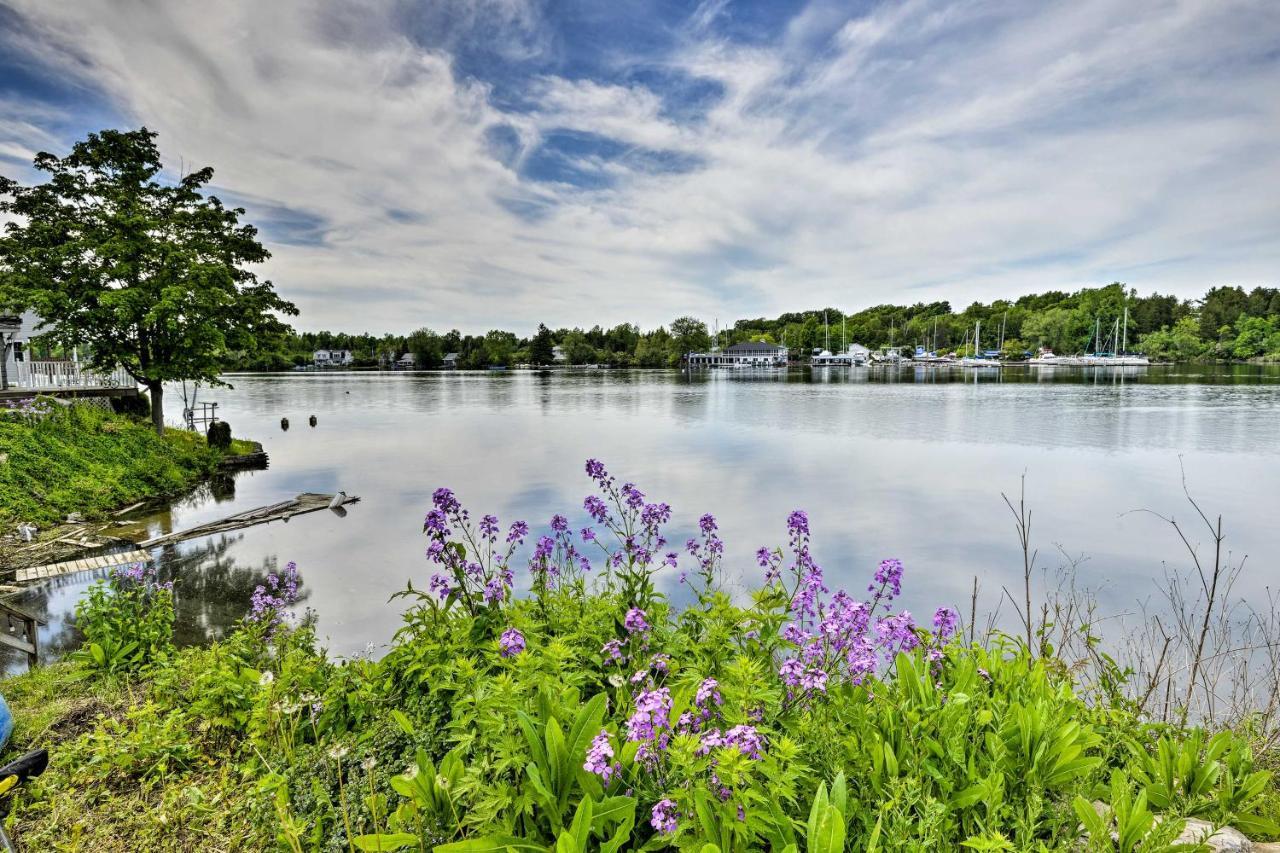 Family Cottage On Chaumont Bay, Walk To Downtown 外观 照片